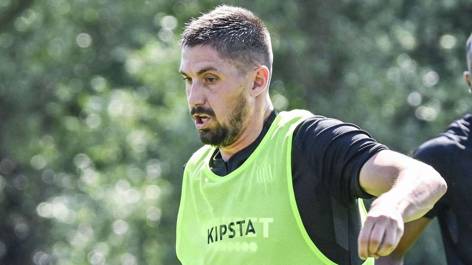 项盈利丰厚 项盈利丰厚