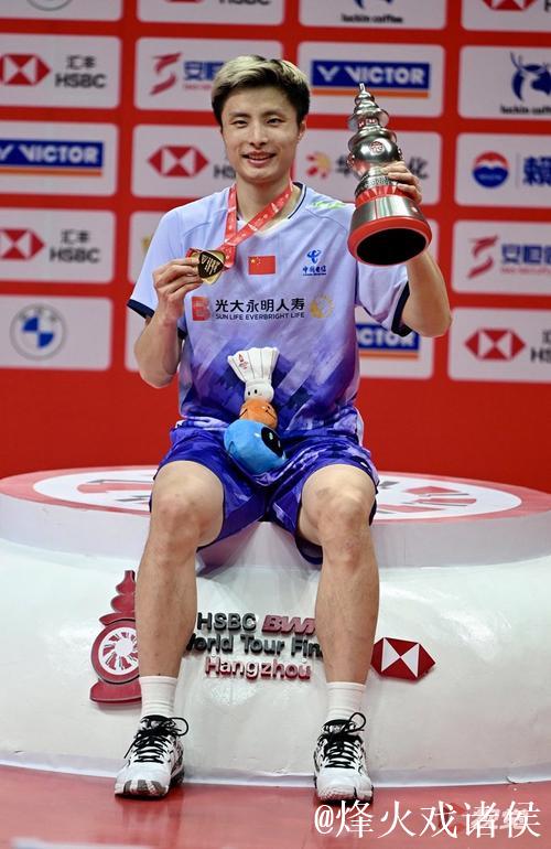 羽联年终总决赛 石宇奇2-0奈良冈功大全胜出线 羽联年终总决赛 石宇奇2-0奈良冈功大全胜出线